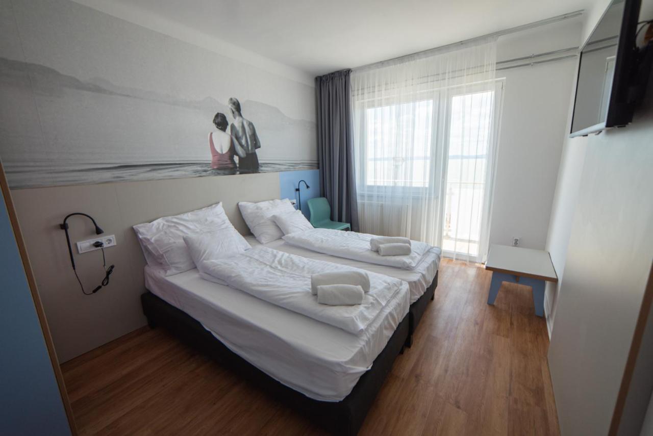 Bed and Breakfast Dalma Panzio Balatonvilágos Exterior foto